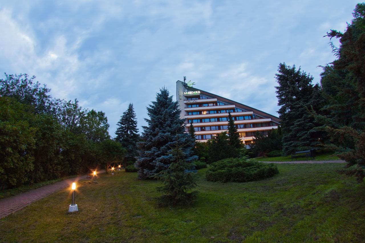 Hotel Jaskolka 乌斯特龙 外观 照片