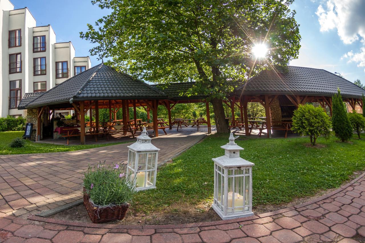 Hotel Jaskolka 乌斯特龙 外观 照片